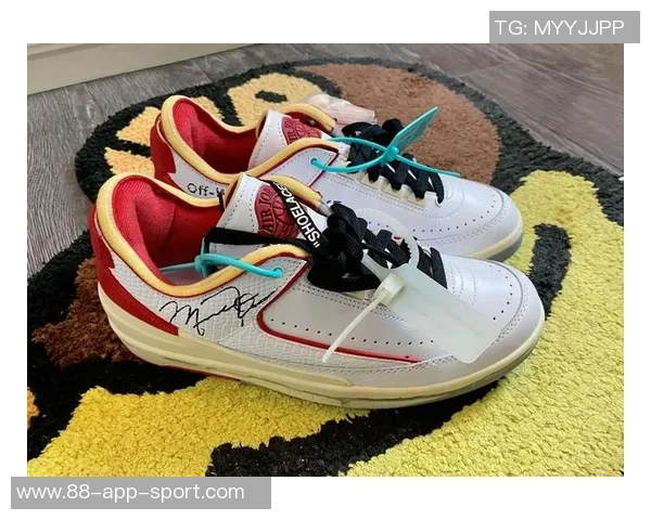 克拉克宣布明年春季推出首款签名鞋期待与大家分享独特设计与灵感